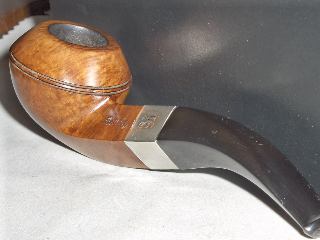 Bewley pipe with silver ring