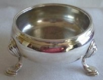 cauldron salt: London 1743, silversmith David Hennell I