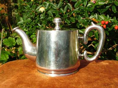 Silver-plated tea-pot, issued by Joseph Fraget factory between 1896 and 1915